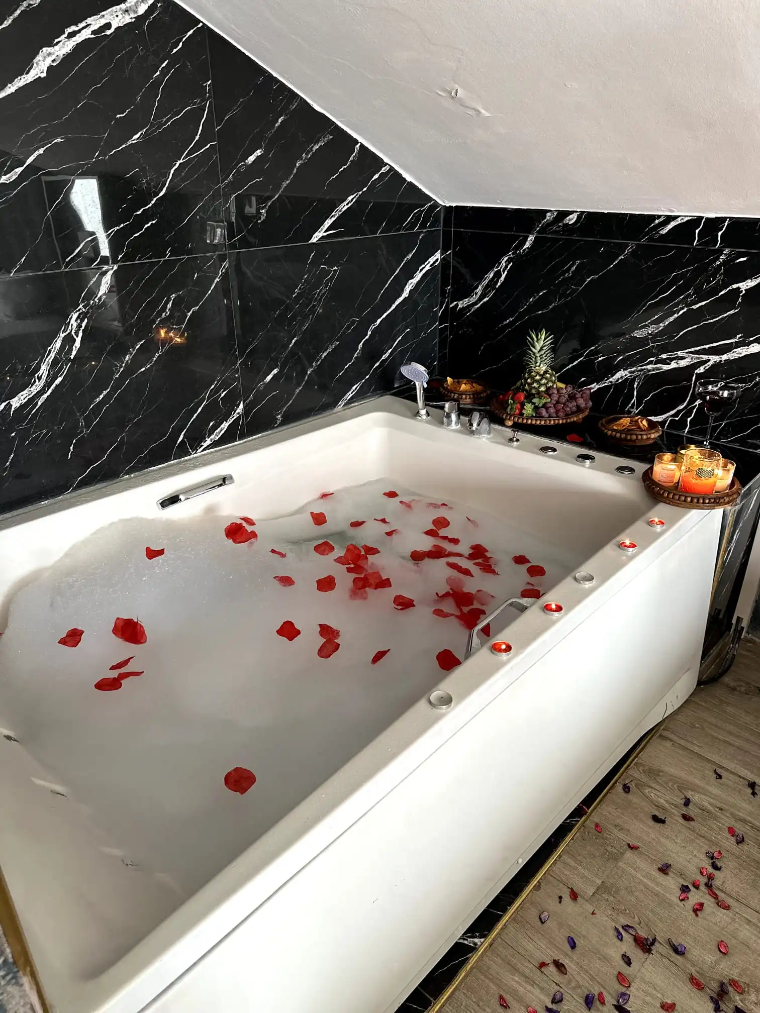 Sefaköy White Palace otel odası